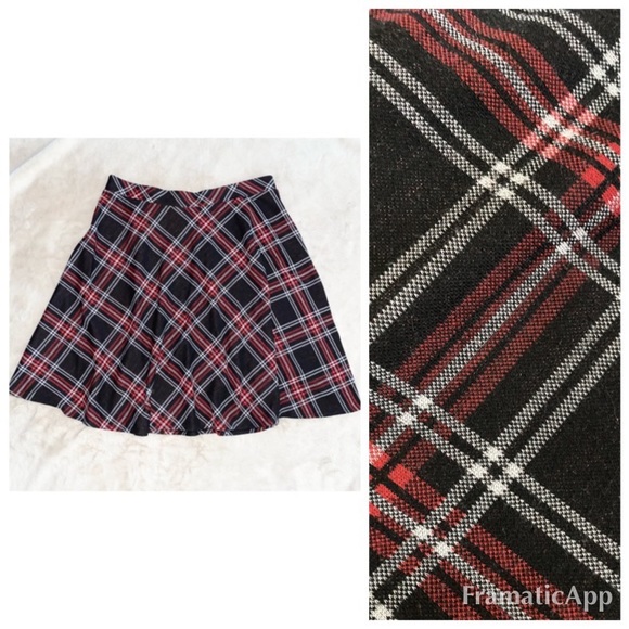 Forever 21 Dresses & Skirts - Forever 21 Plaid Circle Midi Skirt